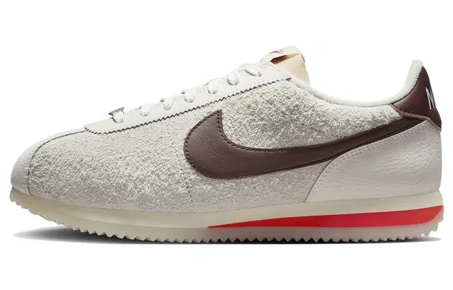 Nike Cortez "Light Orewood Brow"