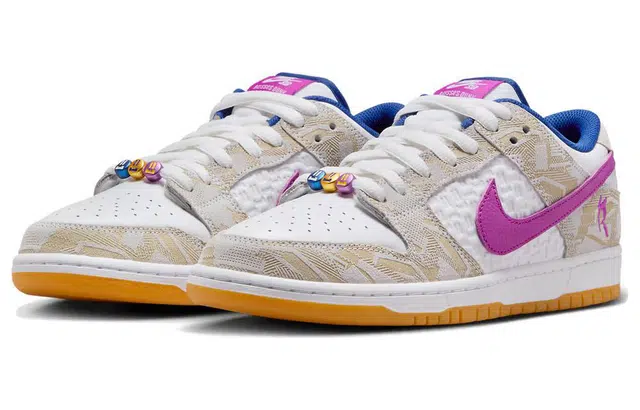 Rayssa Leal x Nike Dunk SB "Pure Platinum and Vivid Purple"