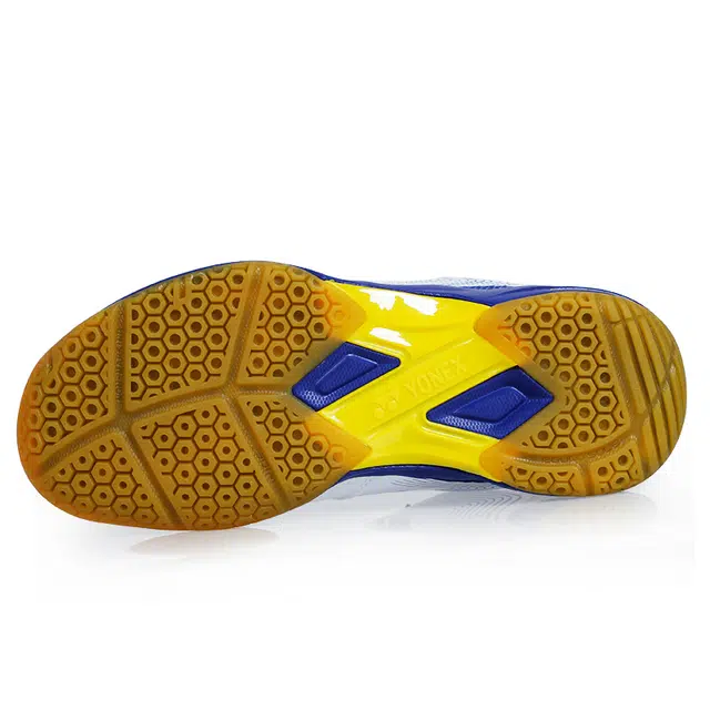 YONEX Power Cushion
