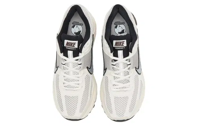 Nike Zoom Vomero 5 WMNSPhantom