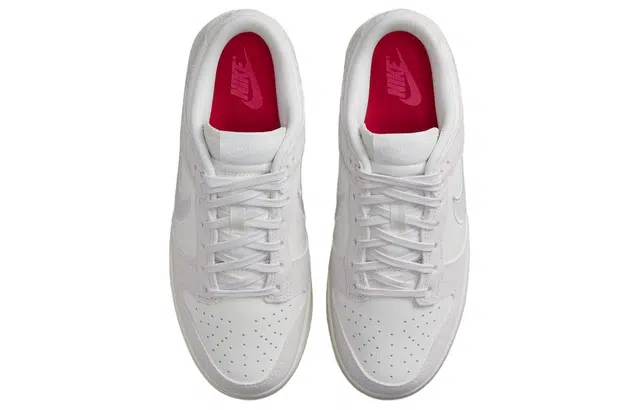 Nike Dunk Low WMNS Iridescent Swoosh