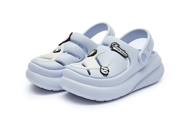 Champion Campus Sandal Yoshi 1 diy