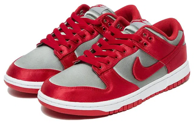 Nike Dunk Low "UNLV Satin" ESS SNKR