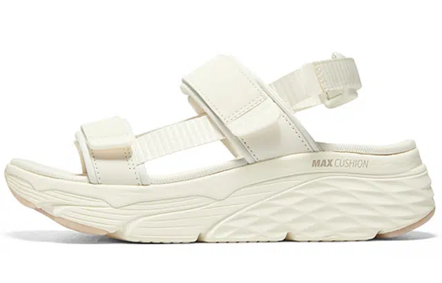 Skechers Max Cushioning