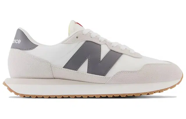 New Balance NB 237