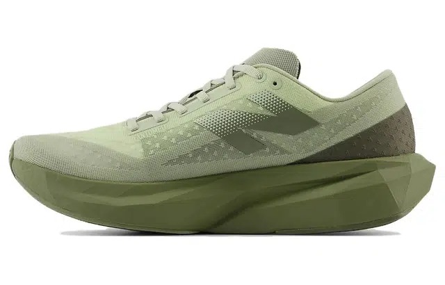 New Balance FuelCell Rebel V4