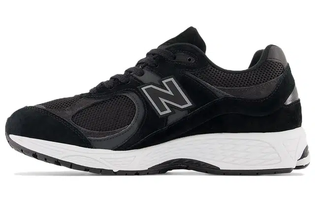 New Balance 2002R Black