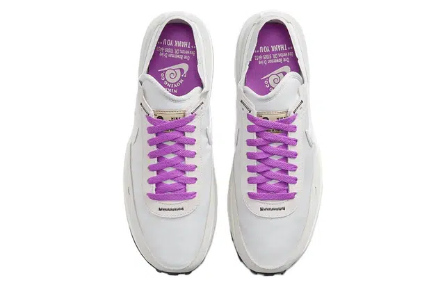 Nike Waffle One SE