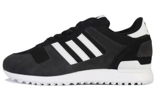 adidas originals ZX 700