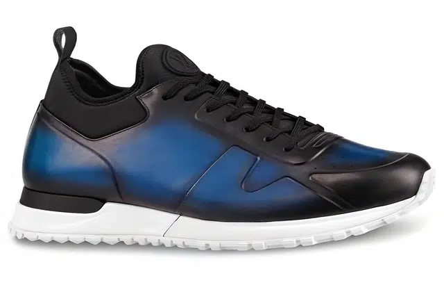 LOUIS VUITTON Run Away