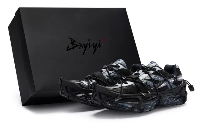 Nike Initiator 811 Black Silver