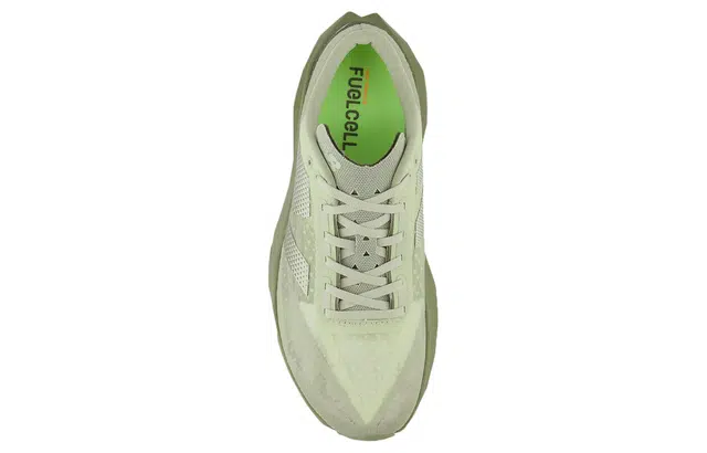 New Balance FuelCell Rebel V4
