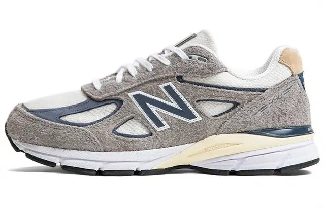 New Balance NB 990 V4