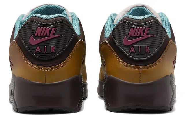Nike Air Max 90 Gore-Tex