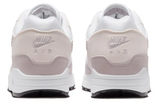 Nike Air Max 1 "Platinum Violet"