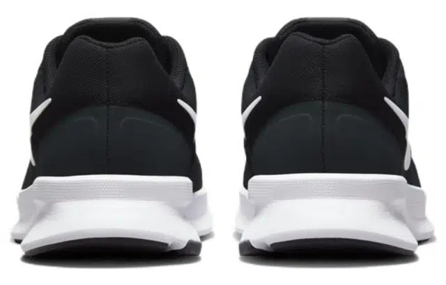 Nike Run Swift 3