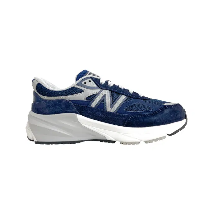 New Balance NB 990 V6