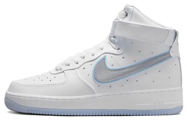 Nike Air Force 1 dare to fly