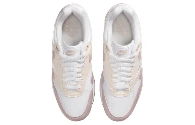 Nike Air Max 1 "Platinum Violet"