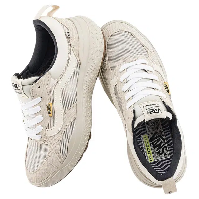 Vans UltraRange
