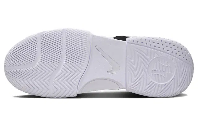 Nike Court Lite 4