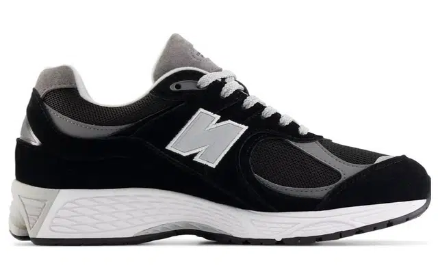 New Balance NB 2002R GoreTex