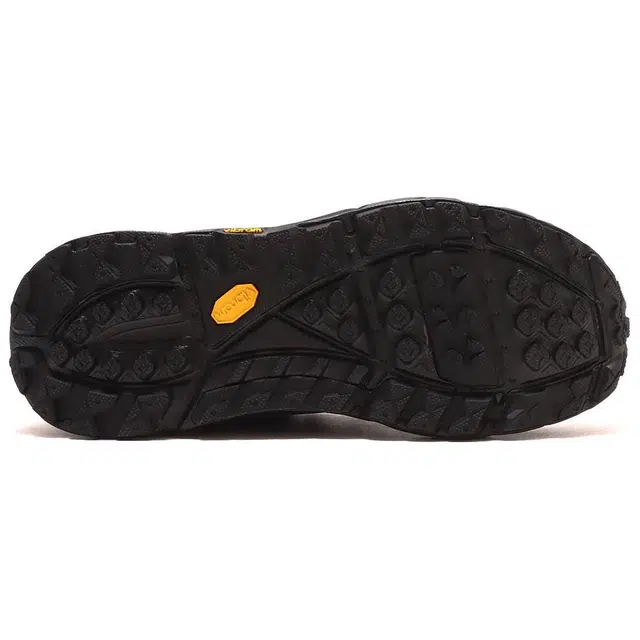 HOKA ONE ONE Tor Ultra Low