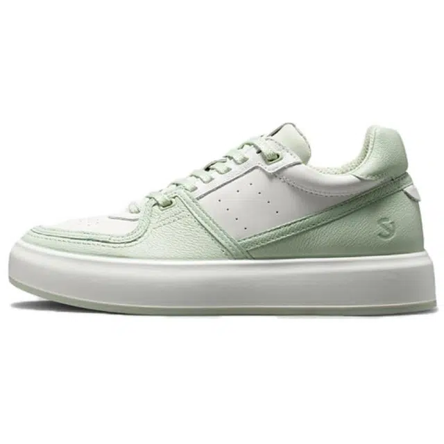 ecco 4CM