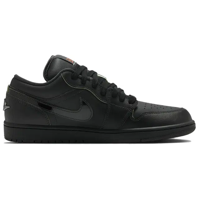 Jordan Air Jordan 1 LOW SE BLACK CAT