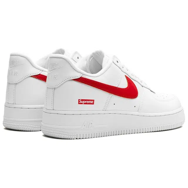 Supreme x Nike Air Force 1