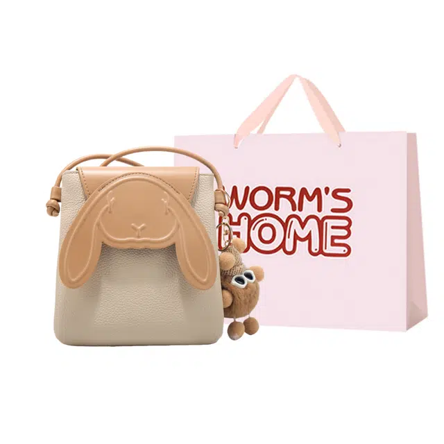 WORM'S HOME PU