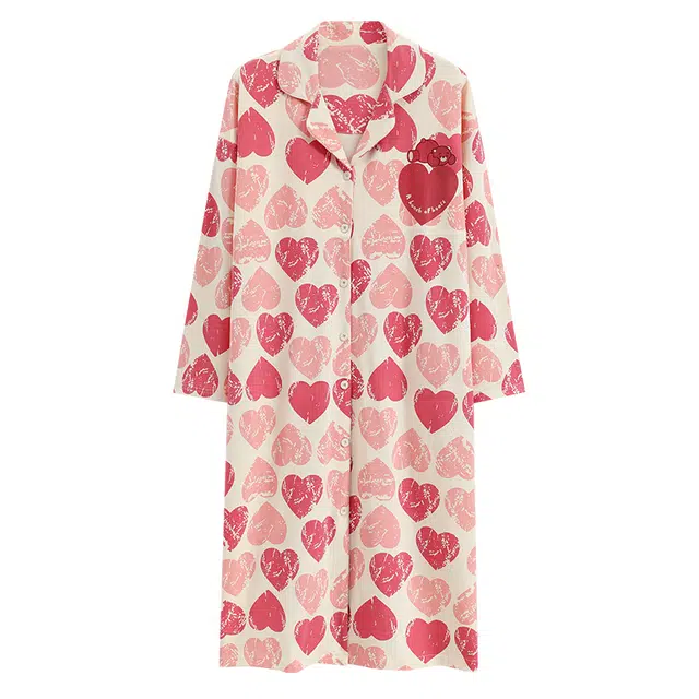 俏霓桐 满印爱心亲肤舒适柔软自带胸垫防凸点长袖中长款睡裙 女款 粉色