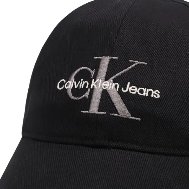 CALVIN KLEIN Jeans