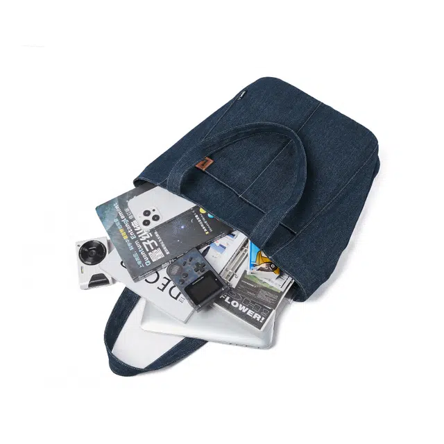 Lee Tote