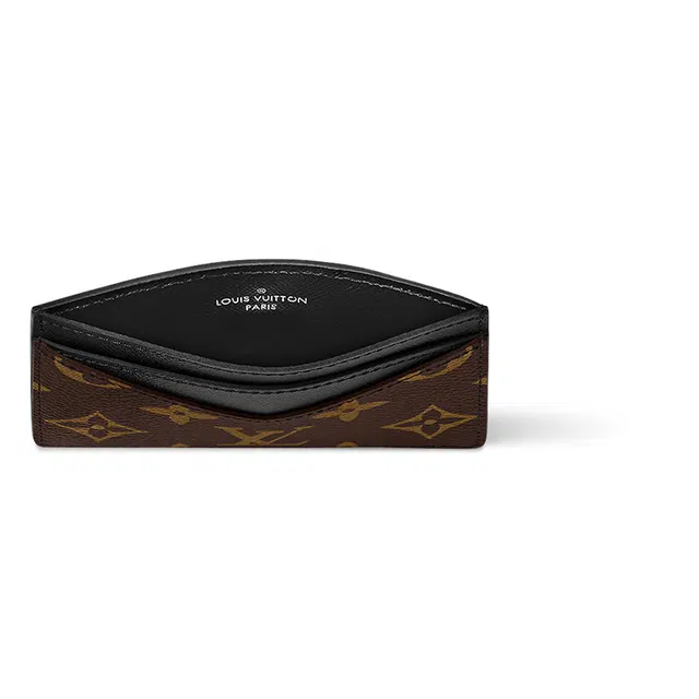LOUIS VUITTON LV