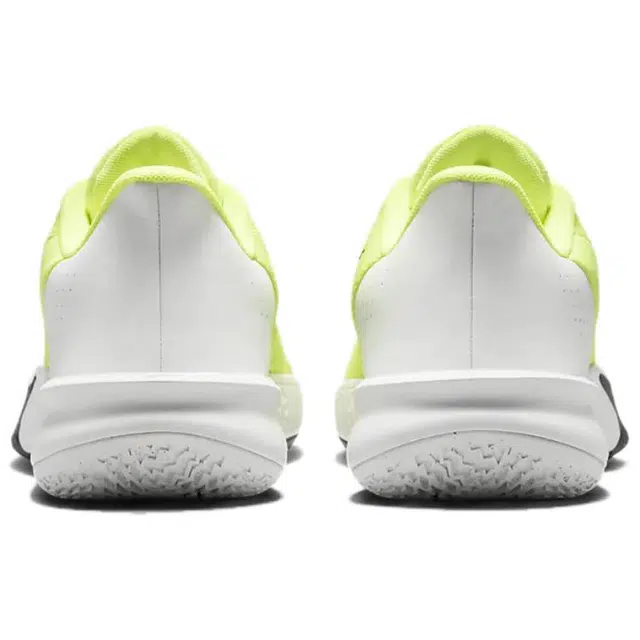 Nike Precision 7