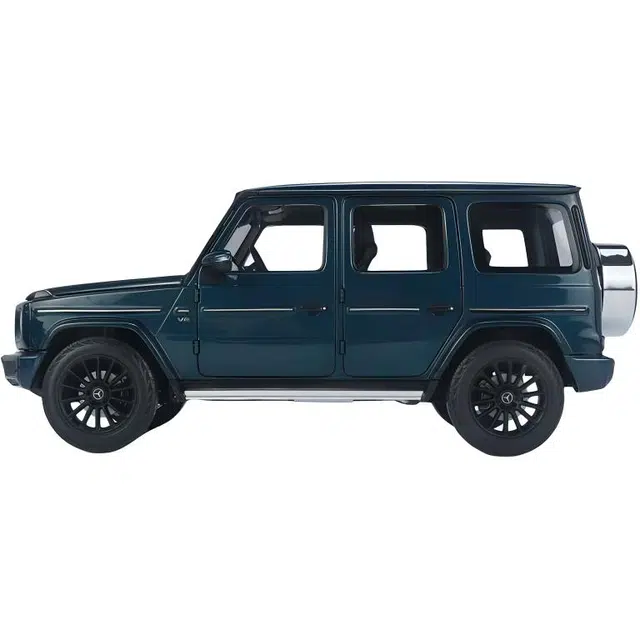 MINICHAMPS 118 MERCEDES-BENZ G-CLASS