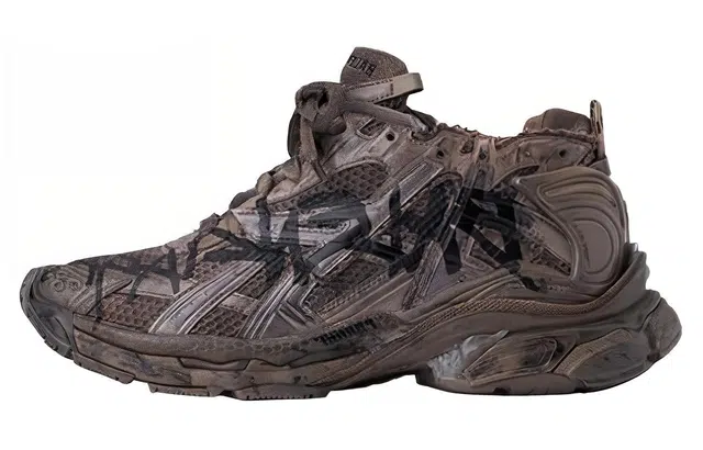 Balenciaga Runner Graffiti