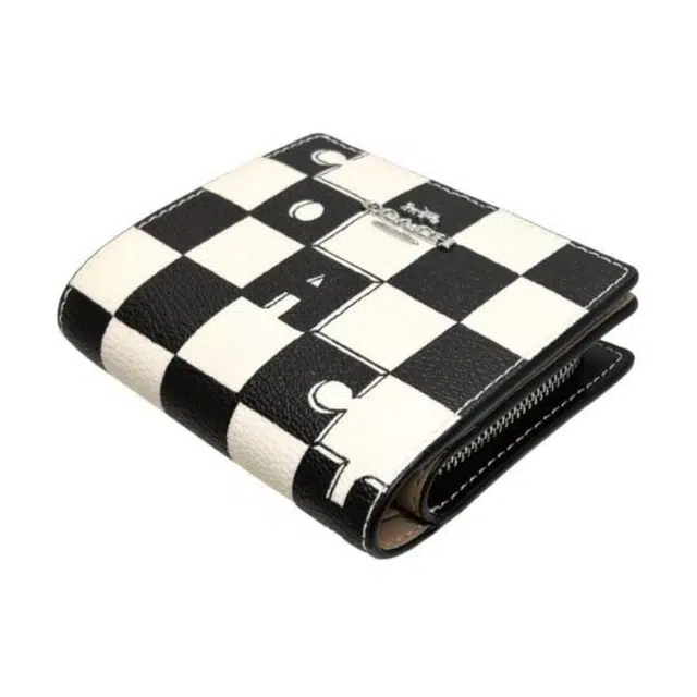 COACH Snap Wallet 10