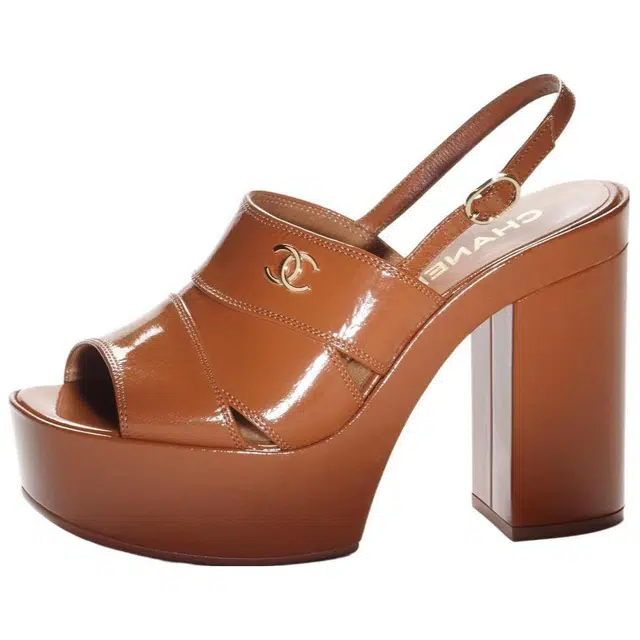 CHANEL 10.5cm