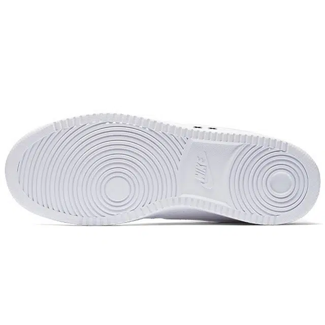 Nike Court Borough Low