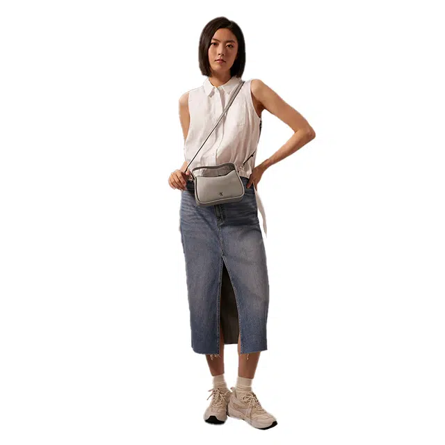 CALVIN KLEIN