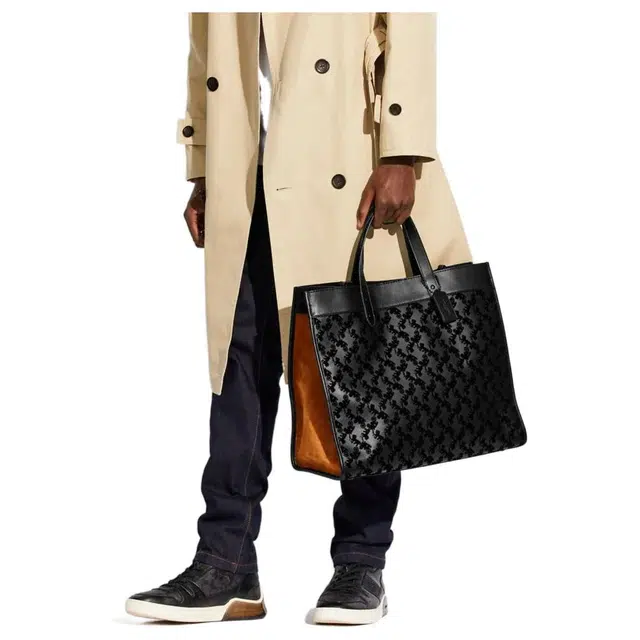 COACH Field 40 Tote