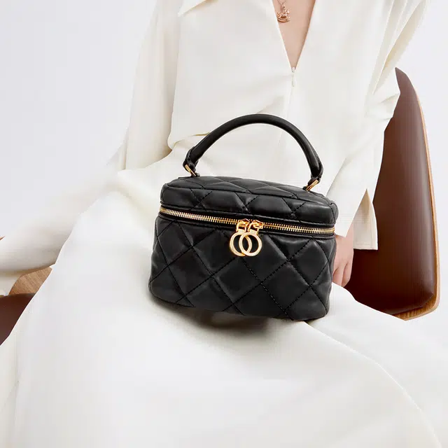 CHARLESKEITH PU ck