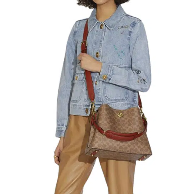 COACH Willow 32 Tote
