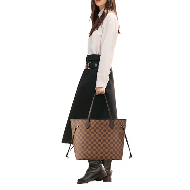 LOUIS VUITTON NEVERFULL MM Tote