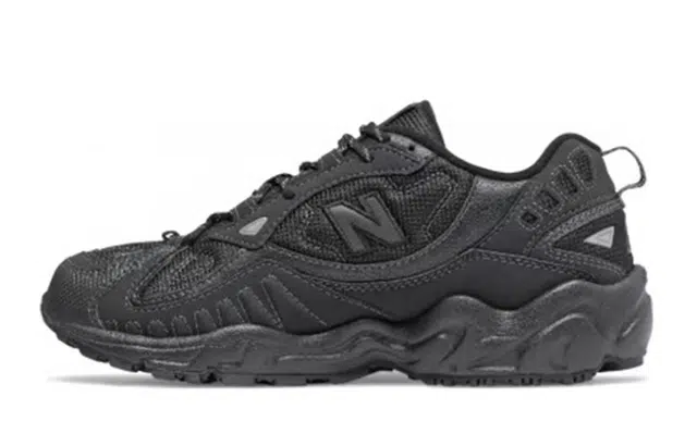 New Balance NB 703 811