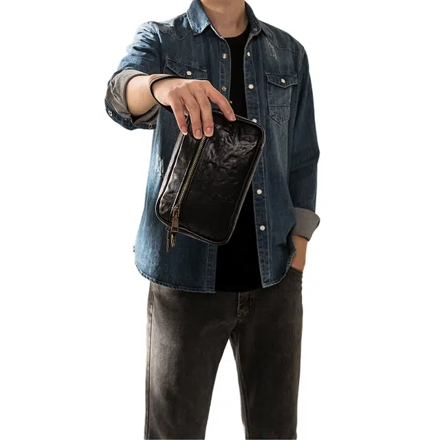 后步 原创不撞款设计时尚简约韩版休闲通勤横款日常 头层植鞣牛皮真皮 斜挎包邮差包小方包单肩包 小号 男女同款情侣款 黑色