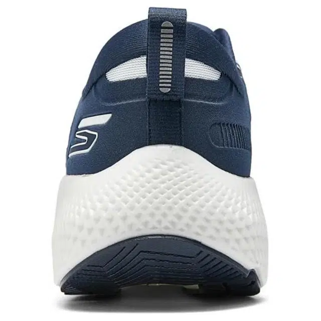 Skechers Go Run Max Road 6