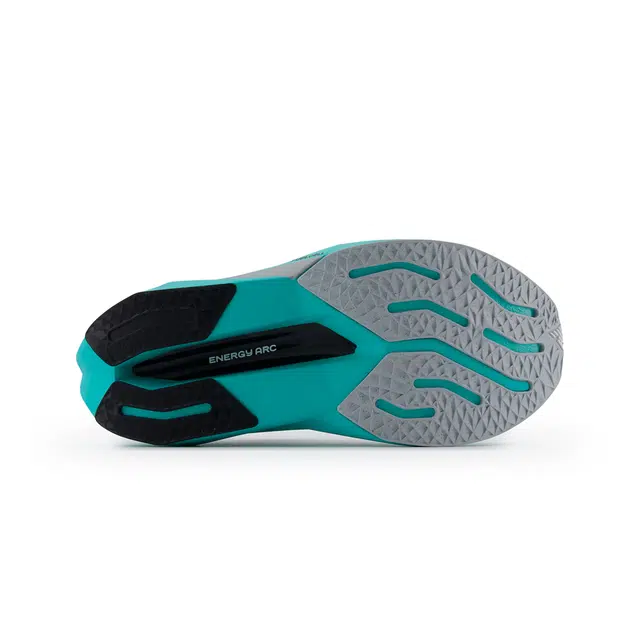 New Balance FuelCell SuperComp Trainer v3
